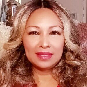 Meet your Posher, Kimberly